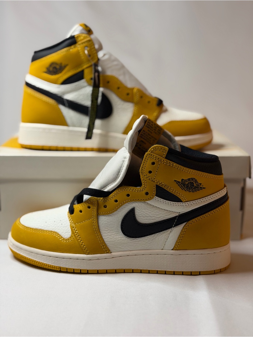 Nike Air Jordan 1 Mid Yellow White Black